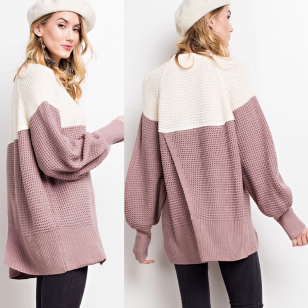 Color Block Waffle Knit Split Back Sweater - Picture 2 of 8